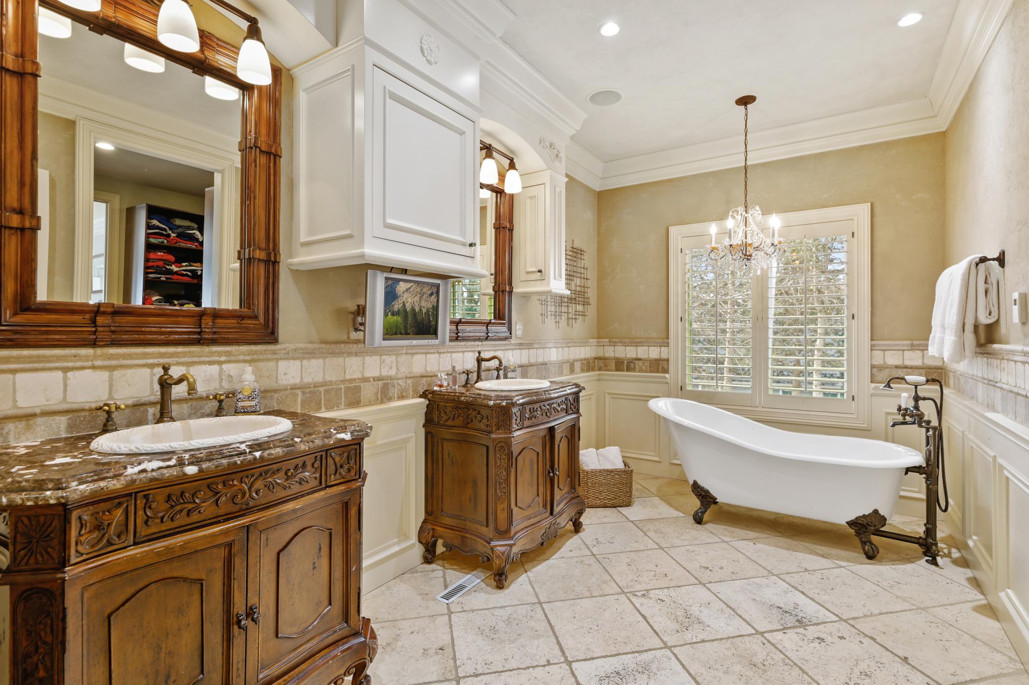 2605 Woodbridge Road Minnetonka Beach, MN 55391 - Photo 29 of 58