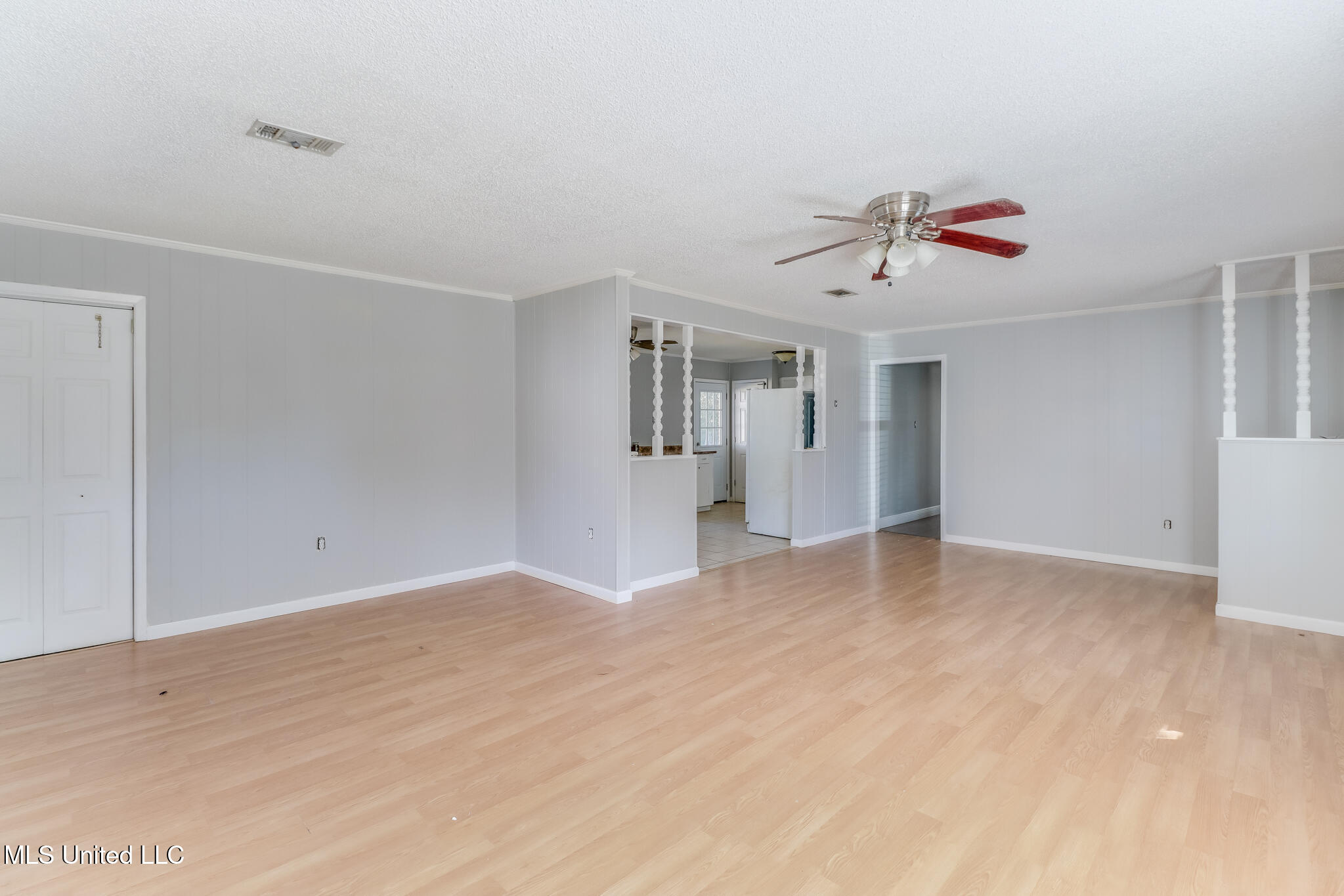 106 Graham Street Gulfport, MS 39503 - Photo 4 of 16 Photo Nov 17 2025, 10 18 51 AM (2)