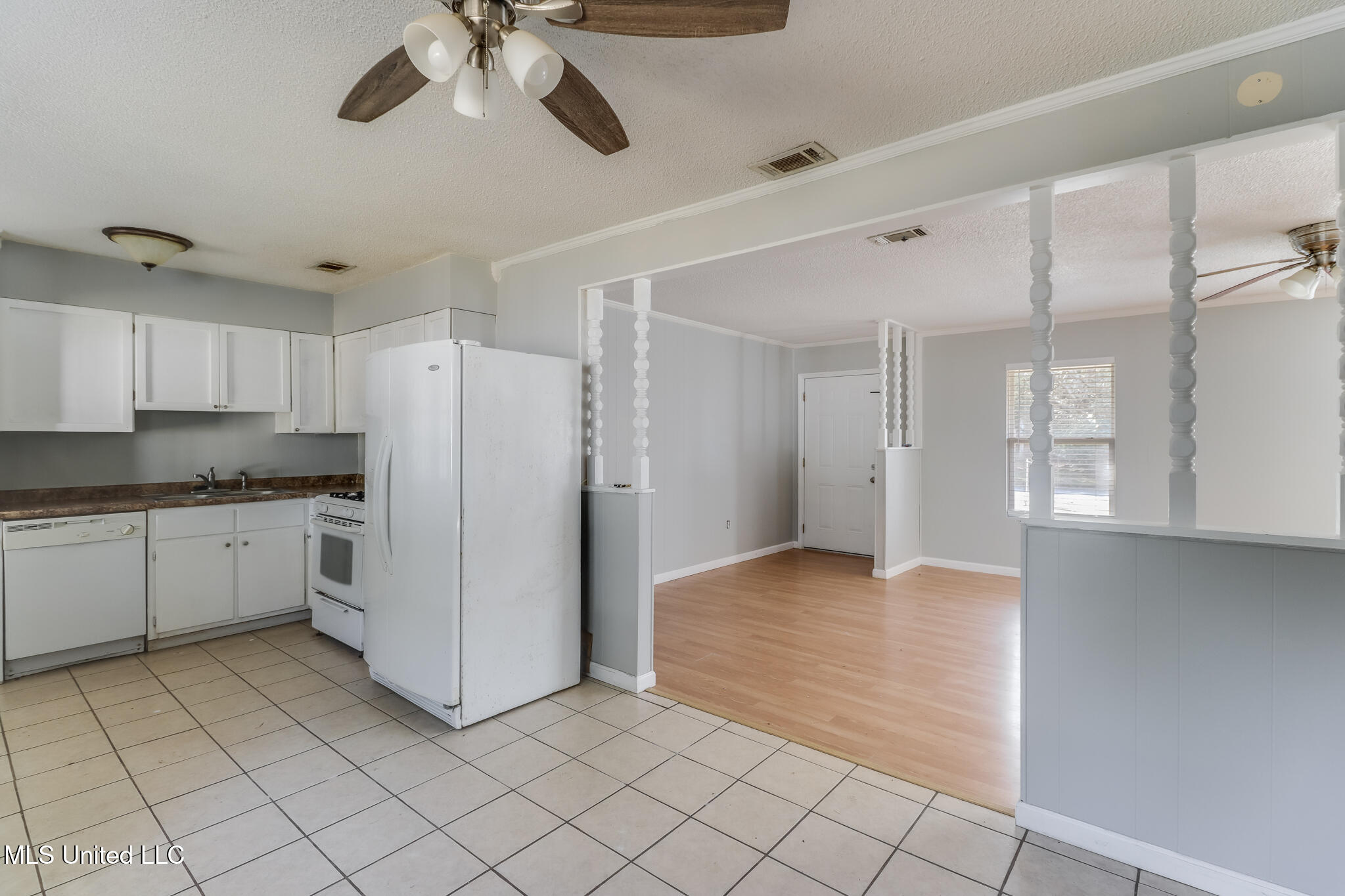 106 Graham Street Gulfport, MS 39503 - Photo 8 of 16 Photo Nov 17 2025, 10 22 57 AM (2)