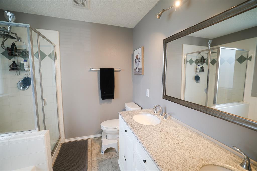 13408 Ponderosa Ranch Road Fort Worth, TX 76262 - Photo 23 of 27