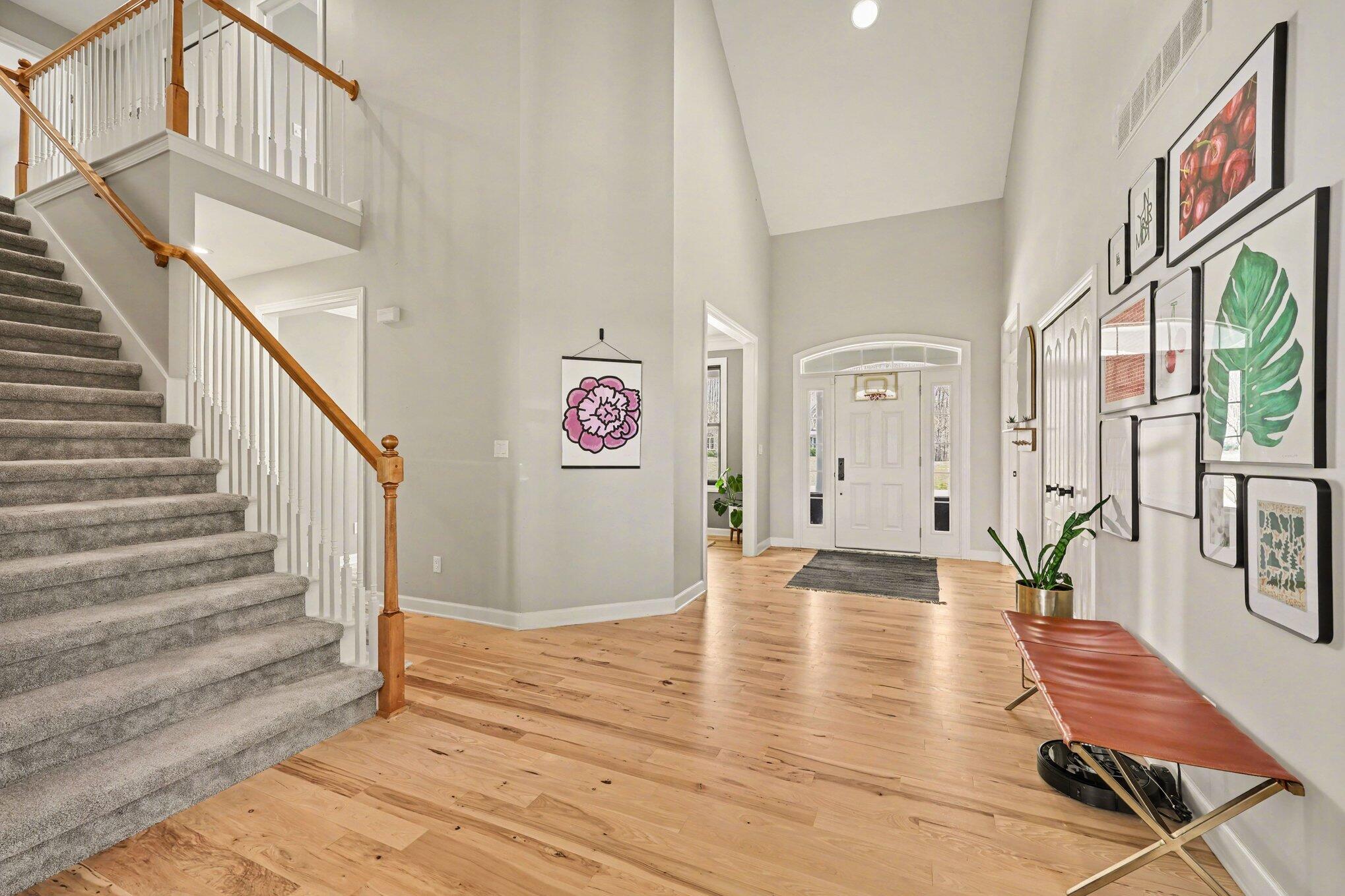 7505 Timber Ridge Court Dexter, MI 48130 - Photo 3 of 44 004_file_2374