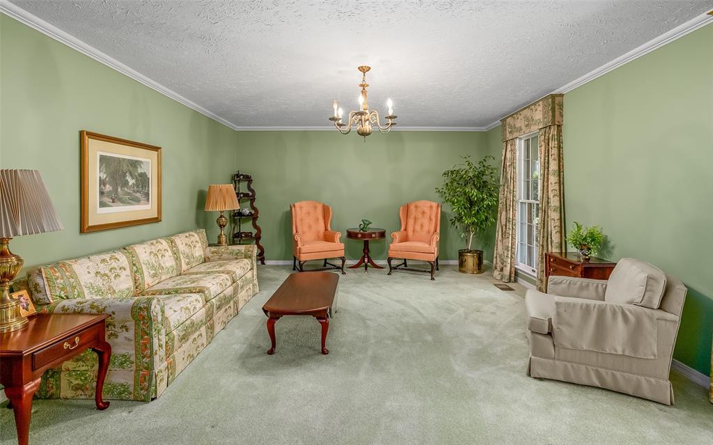 741 Beverly Drive Homer, LA 71040 - Photo 4 of 30 Formal LR off entry