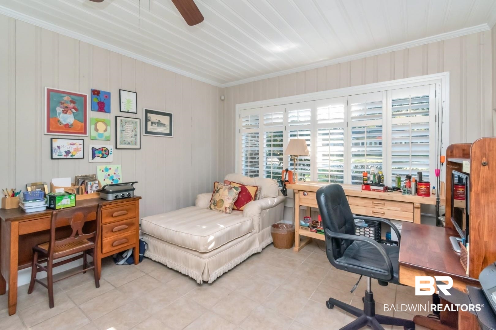 302 Springwood Drive East Mobile, AL 36608 - Photo 19 of 35 Tiled office space with ceiling fan and crown molding
