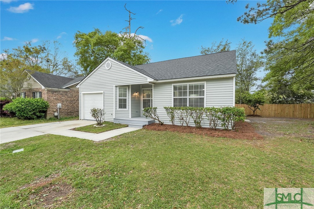 137 Crossover Lane Savannah, GA 31410 - Photo 2 of 44