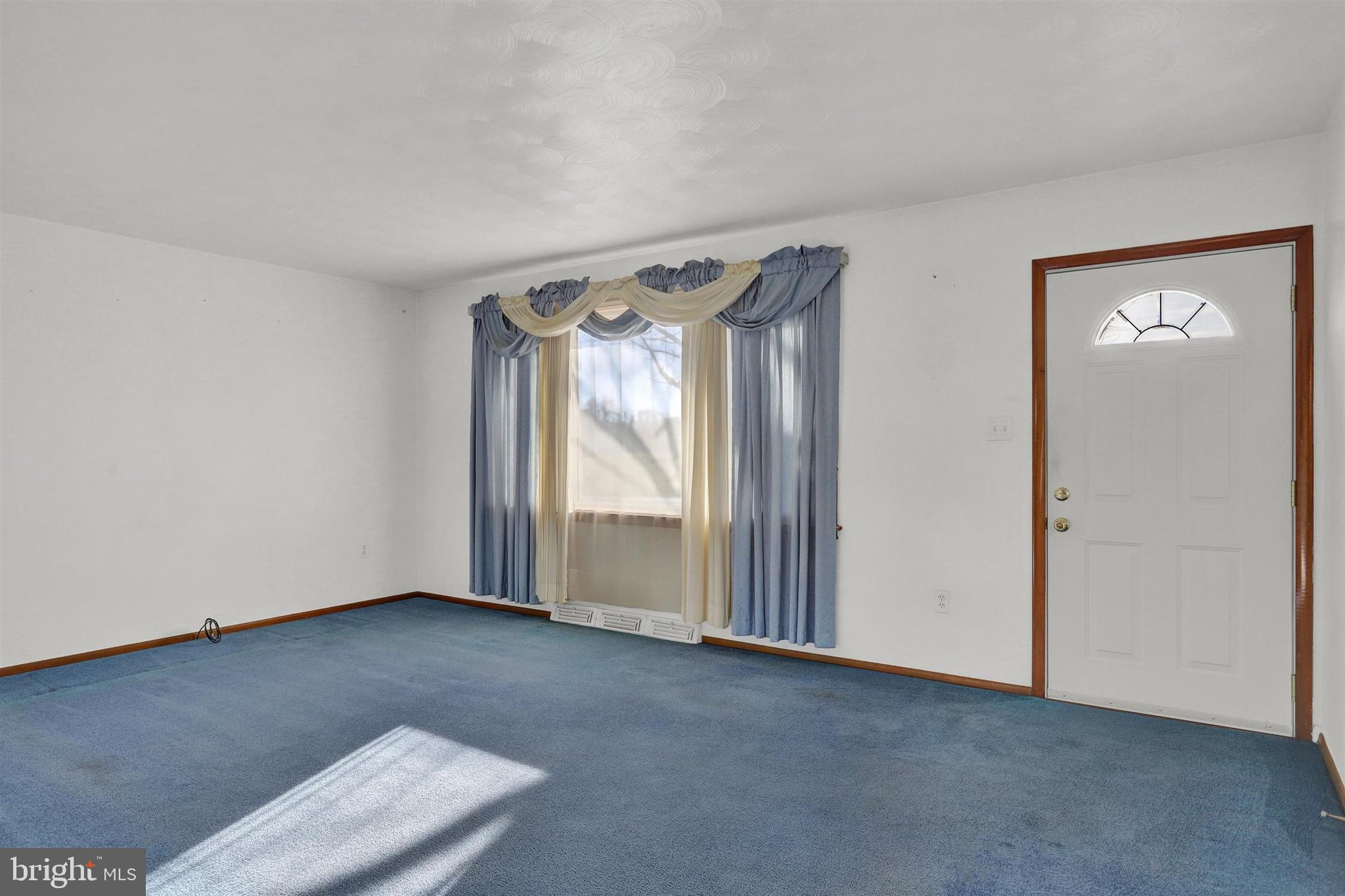 195 Whisler Road Etters, PA 17319 - Photo 3 of 32 Gallery Image 3