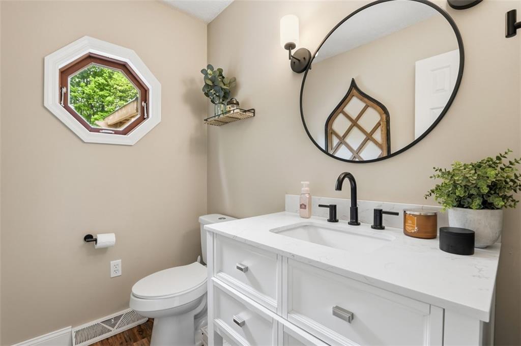 167 Wellington Road Aliquippa, PA 15001 - Photo 25 of 49 Updated Powder Room on Main Level.