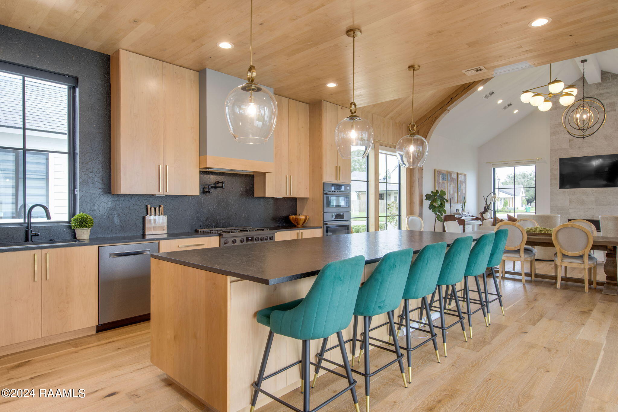 203 Shadow Bnd Drive Broussard, LA 70518 - Photo 18 of 50 21-web-or-mls-203 Shadow Bend Dr-21