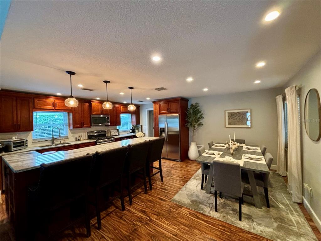 428 Harbour Island Road Orlando, FL 32809 - Photo 6 of 45