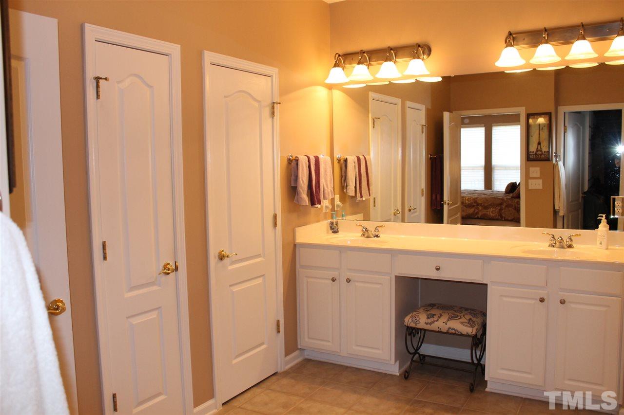 7710 Del Monte Drive Raleigh, NC 27613 - Photo 17 of 25