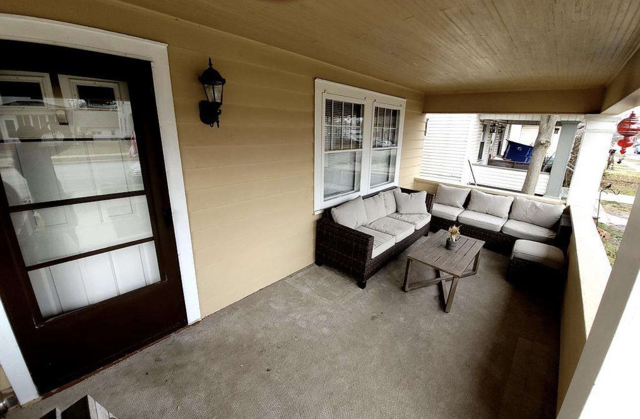 4220 South Calhoun Street Fort Wayne, IN 46807 - Photo 2 of 22