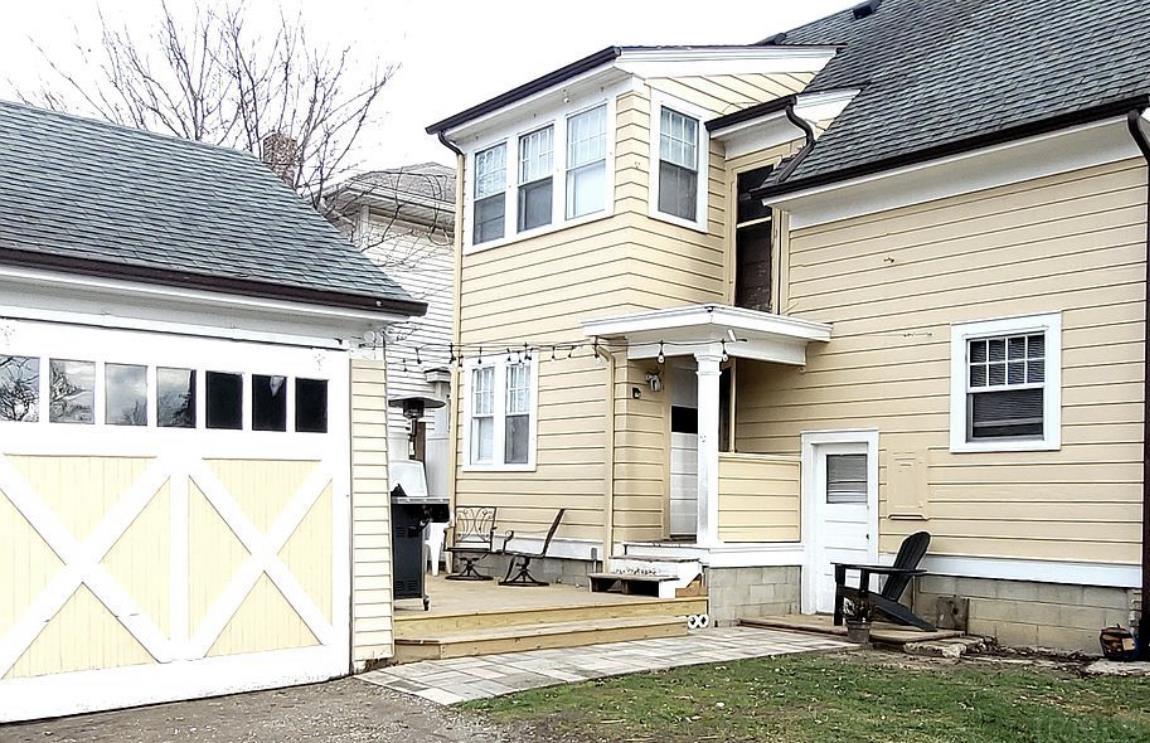 4220 South Calhoun Street Fort Wayne, IN 46807 - Photo 3 of 22