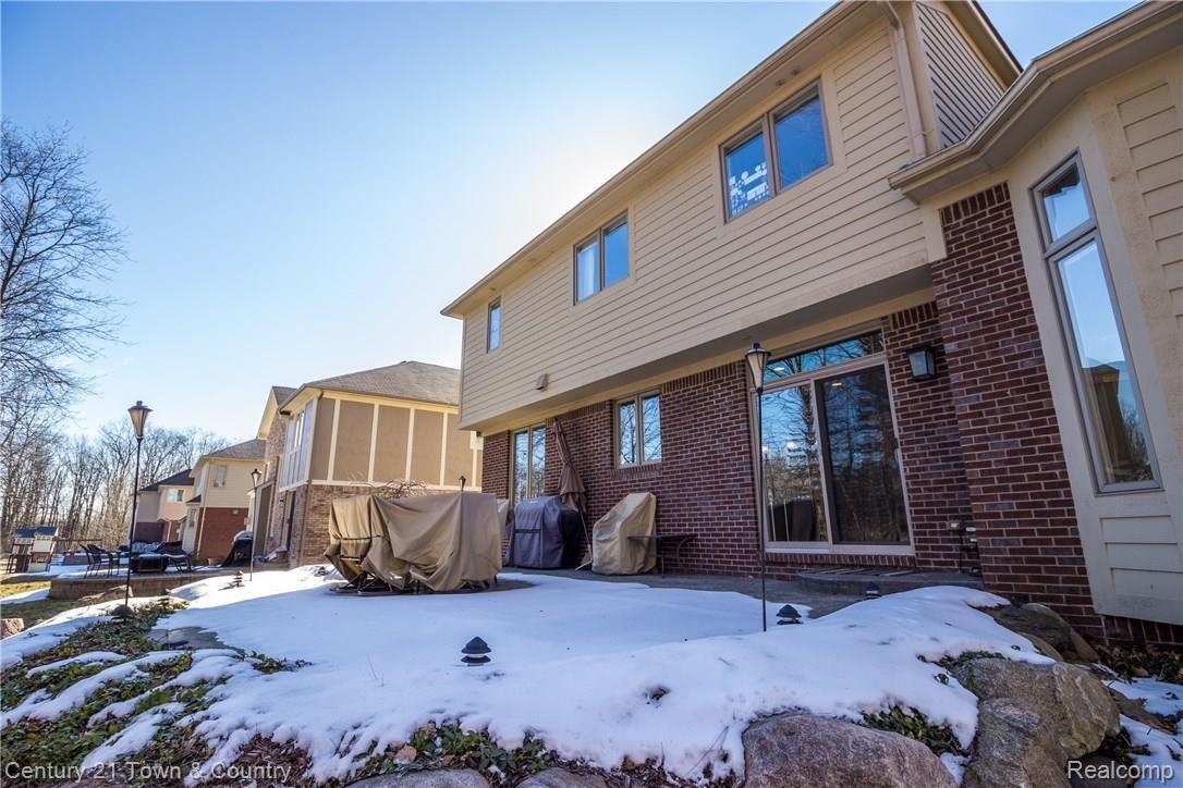 443 Mystic Valley Rochester, MI 48307 - Photo 53 of 56 exteriors-3.jpg
