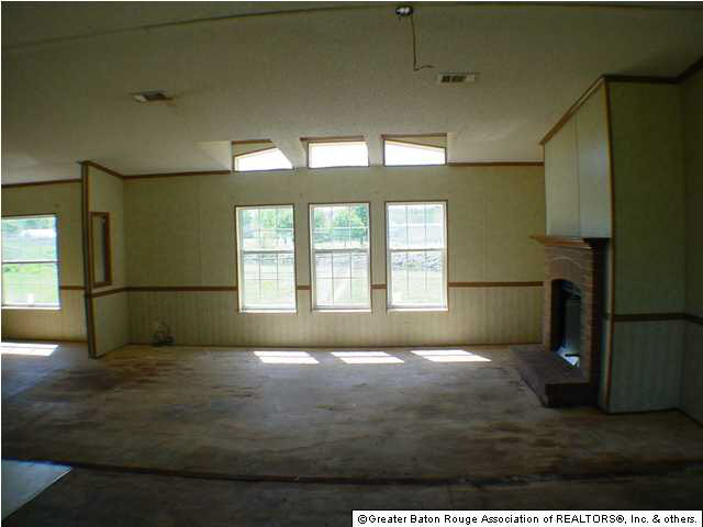 43401 Churchpoint Road Gonzales, LA 70737 - Photo 2 of 7 Gallery Image 2