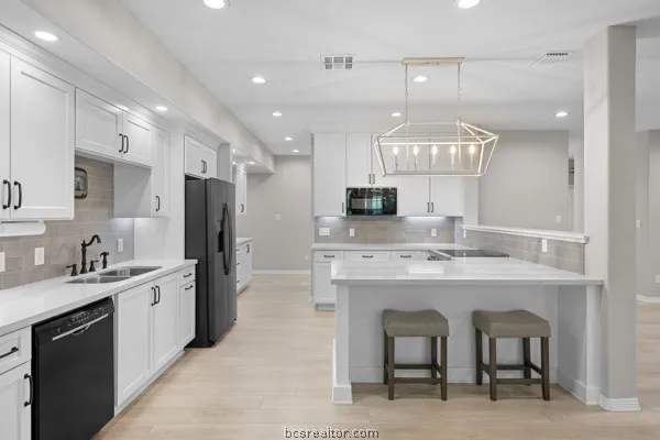 $705,448 | 12 Raven's Nest, Bryan, TX 77808