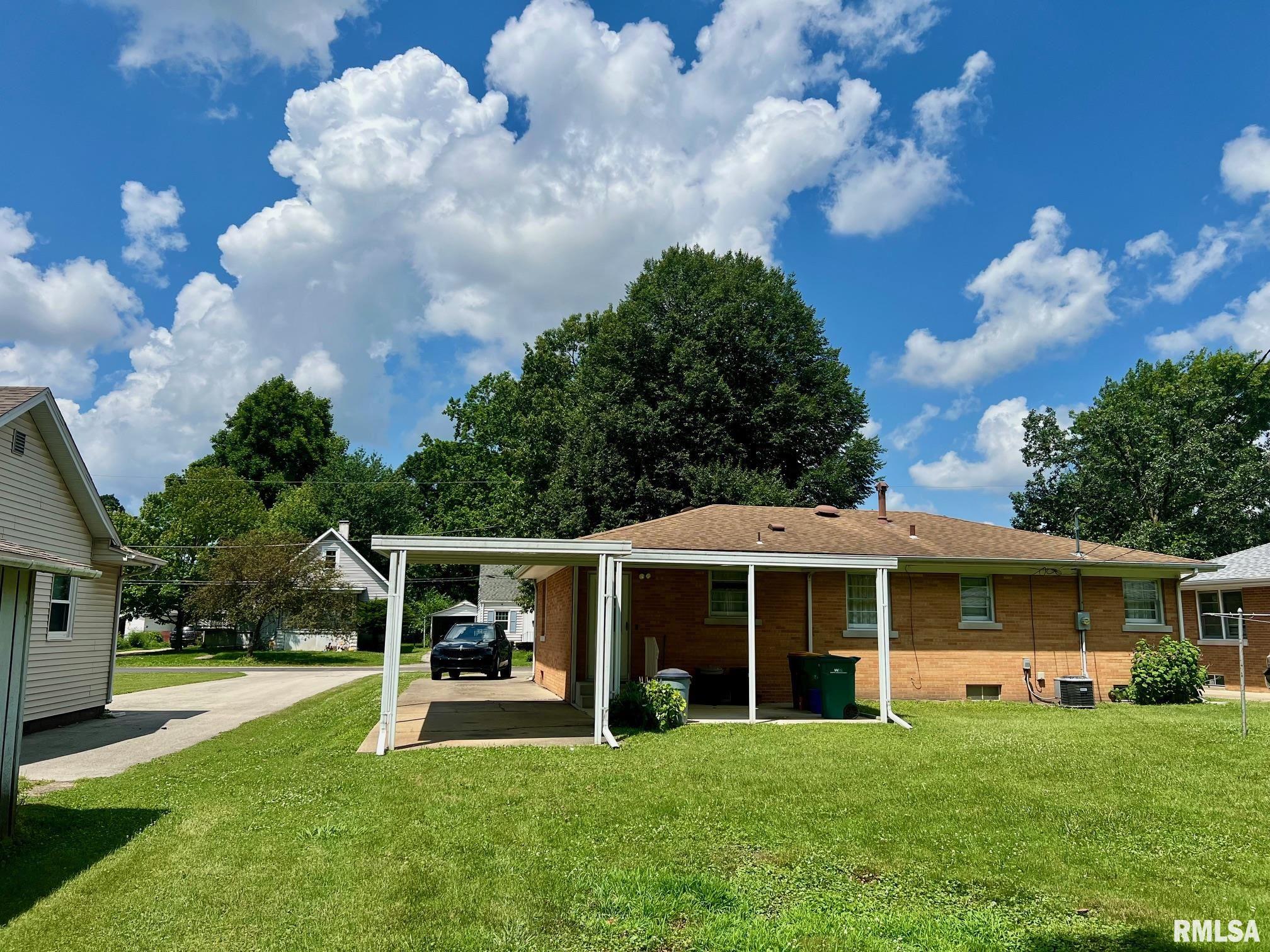1618 North Stephens Avenue Springfield, IL 62702 - Photo 3 of 26