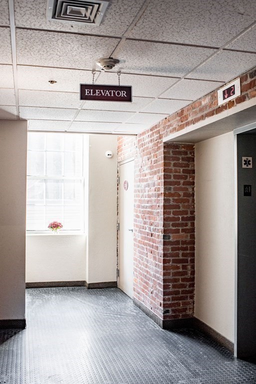 200 Market Street, Unit 3213 Lowell, MA 01852 - Photo 27 of 28