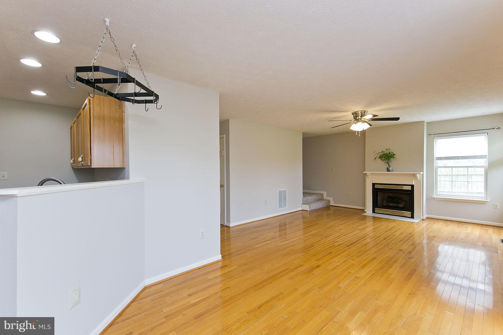 305 Goldenrod Road Winchester, VA 22602 - Photo 7 of 29 Family Room