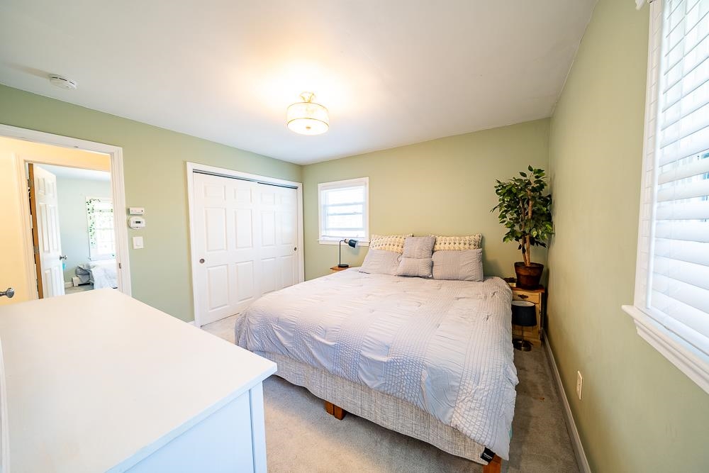 75 Hall Road Londonderry, NH 03053 - Photo 14 of 34