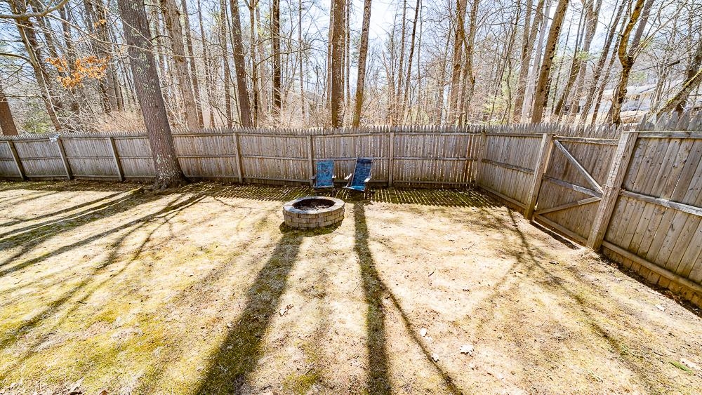 75 Hall Road Londonderry, NH 03053 - Photo 25 of 34