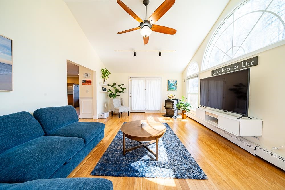 75 Hall Road Londonderry, NH 03053 - Photo 10 of 34