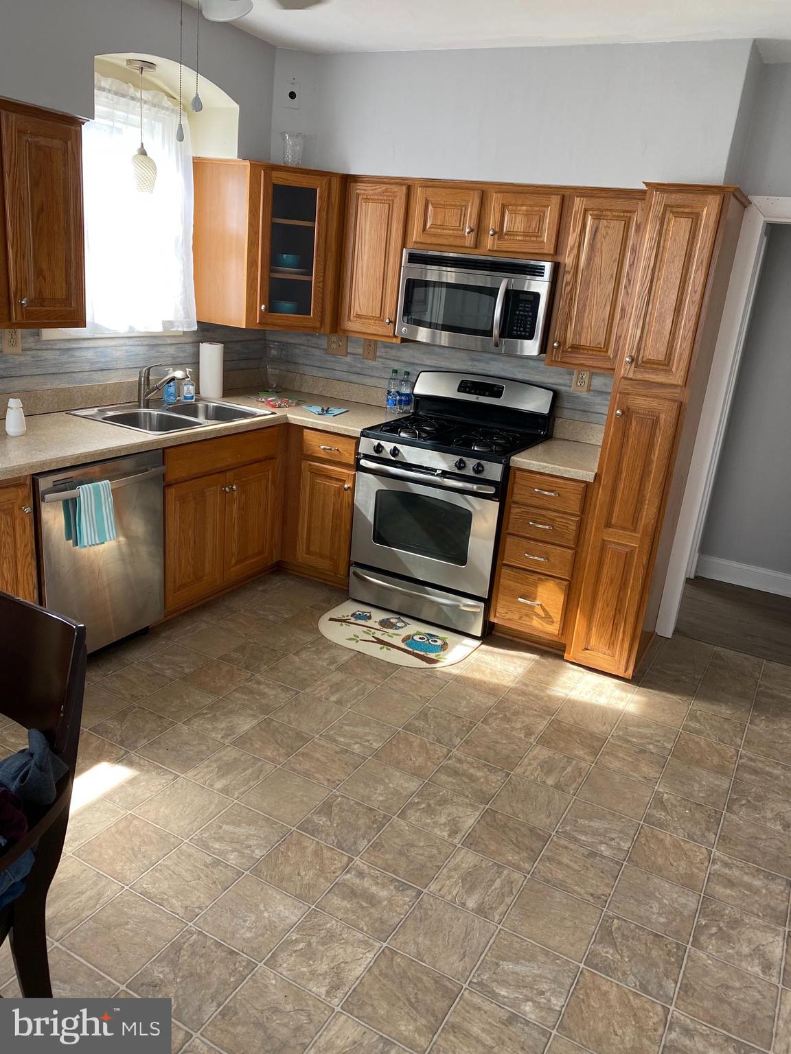 7716 Trappe Road Baltimore, MD 21222 - Photo 3 of 27 Kitchen with stainless appliances