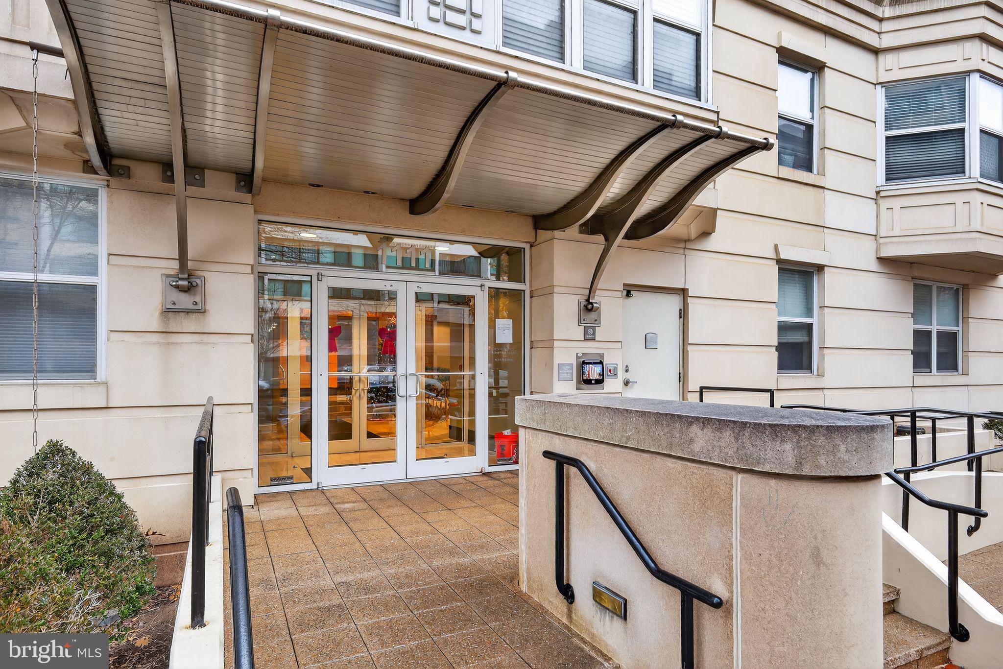 1111 11th Street Northwest, Unit 308 Washington, DC 20001 - Photo 31 of 47 a view of a building with a porch