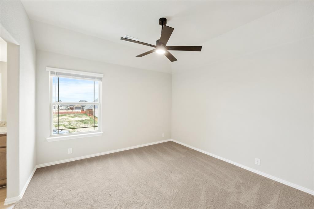 4021 Eagles Bluff Road Midlothian, TX 76065 - Photo 34 of 40 an empty room with a window
