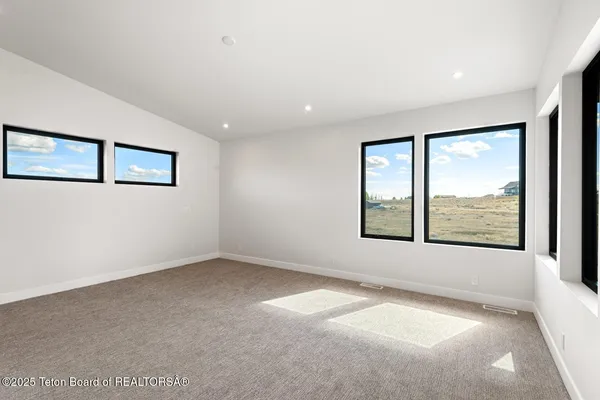 $1,255,000 | 14 Carmichael Loop, Pinedale, WY 82941