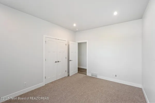 $1,255,000 | 14 Carmichael Loop, Pinedale, WY 82941