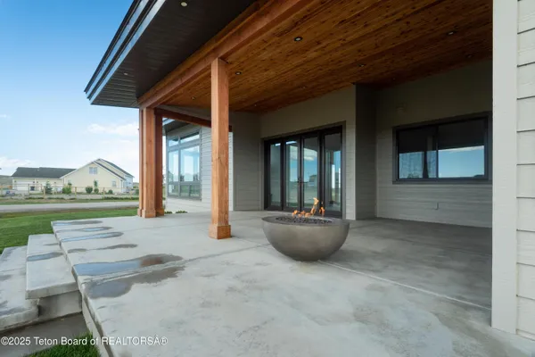 $1,255,000 | 14 Carmichael Loop, Pinedale, WY 82941