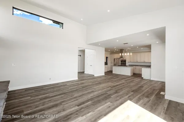 $1,255,000 | 14 Carmichael Loop, Pinedale, WY 82941