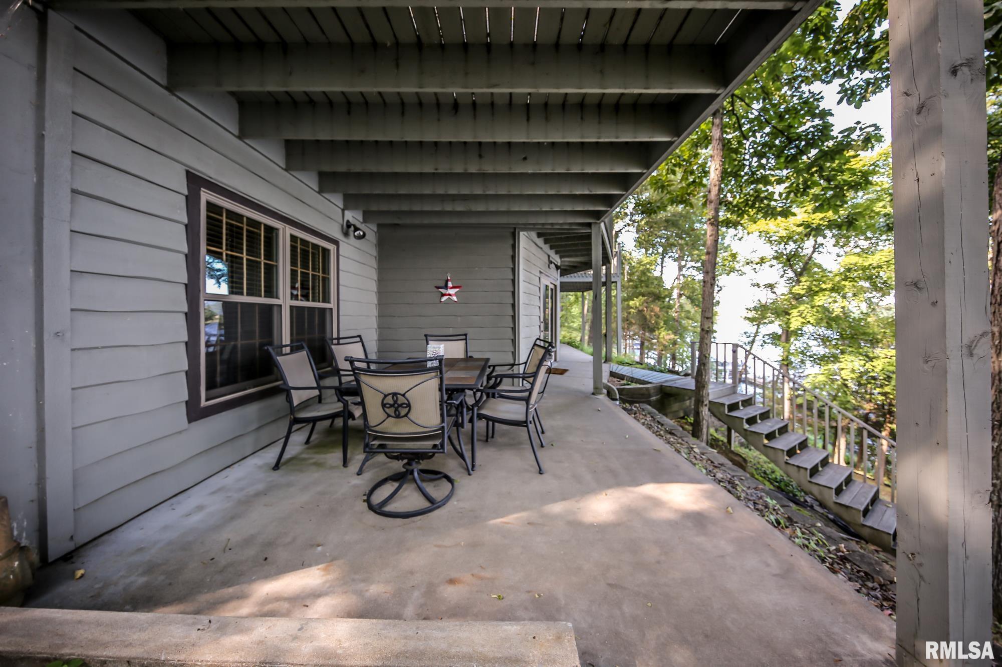 12235 Pebble Point Road Marion, IL 62959 - Photo 13 of 61