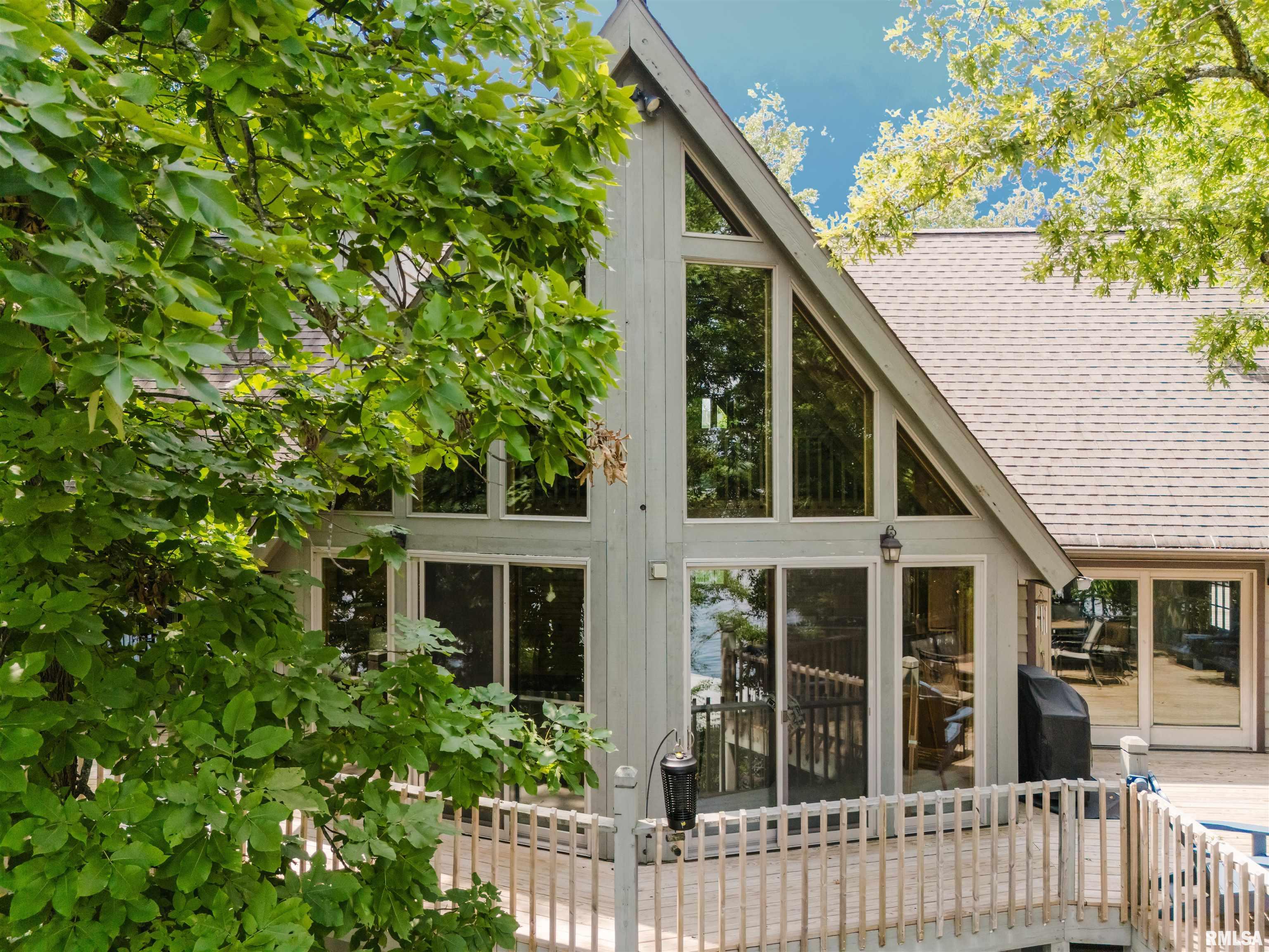 12235 Pebble Point Road Marion, IL 62959 - Photo 2 of 61