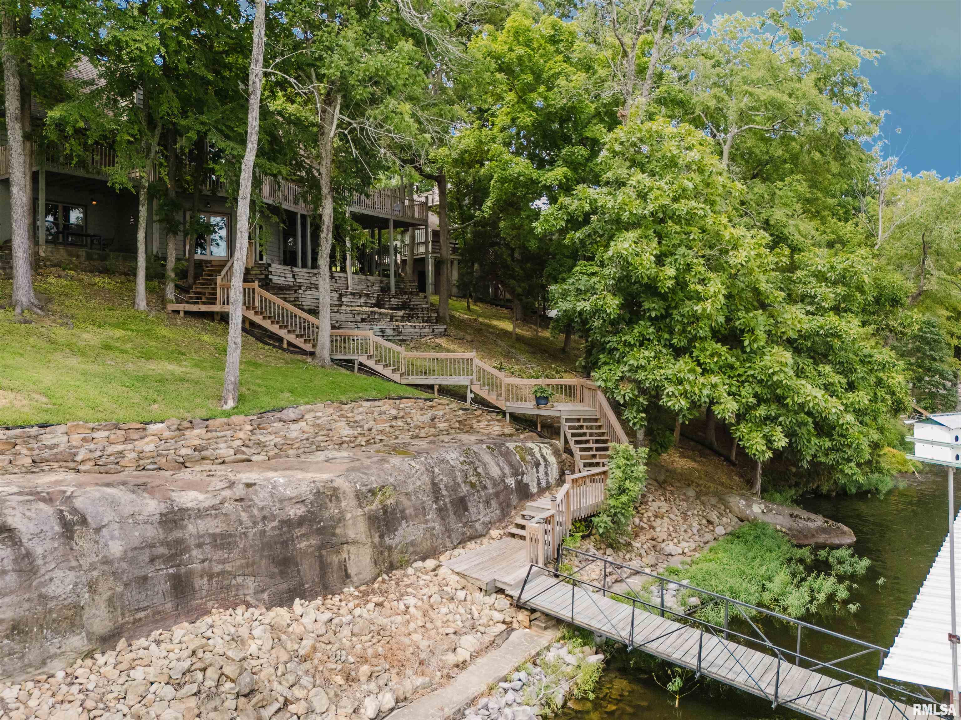 12235 Pebble Point Road Marion, IL 62959 - Photo 8 of 61