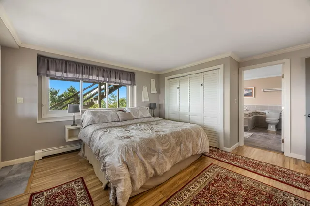 a view of a window in a room