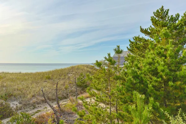 $3,200,000 | 52 Corn Hill Road, Truro, MA 02666