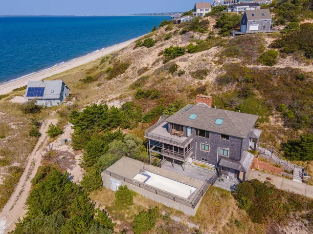 $3,200,000 | 52 Corn Hill Road, Truro, MA 02666