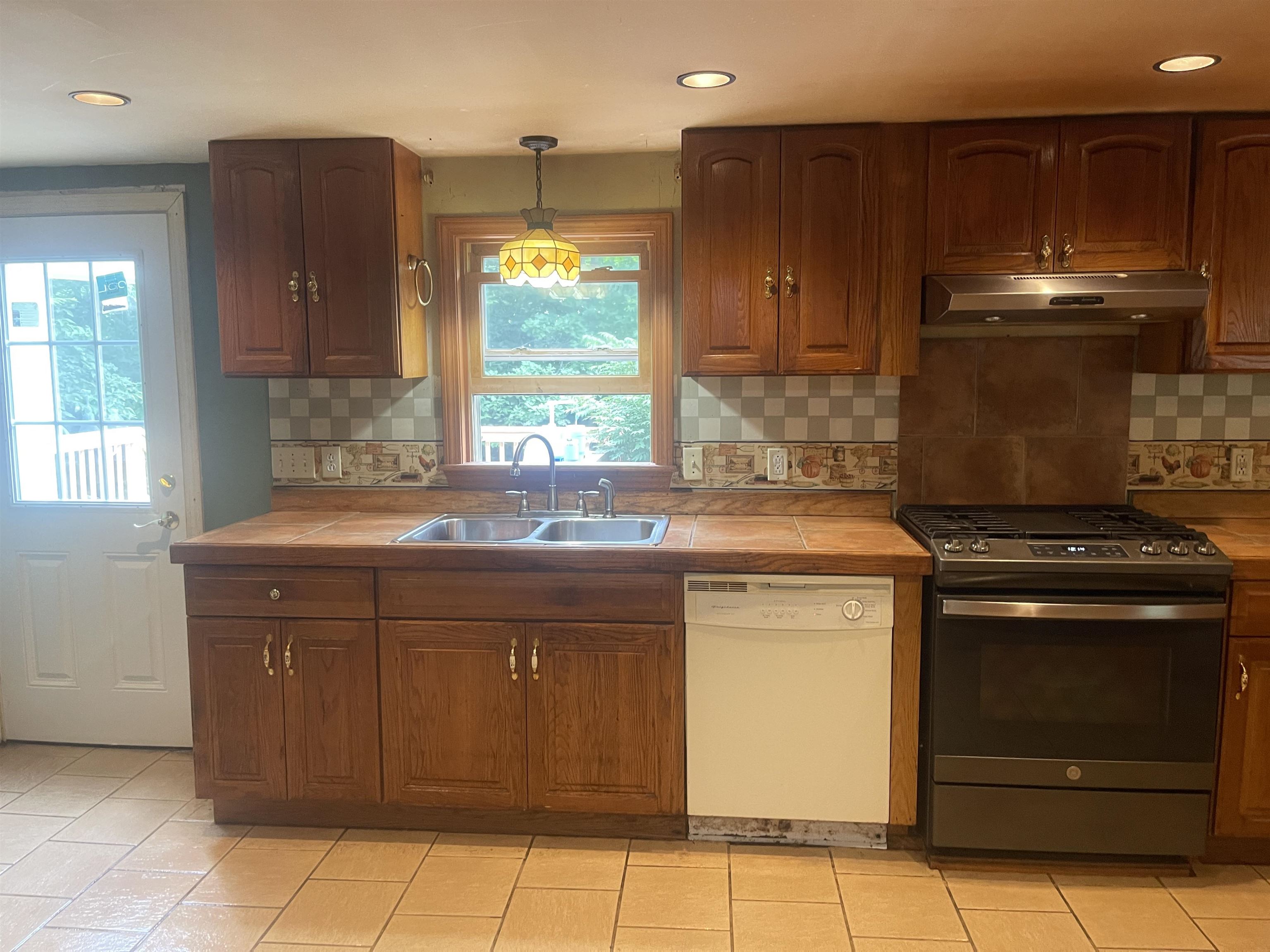 535 Acton Ridge Road Wakefield, NH 03830 - Photo 11 of 36