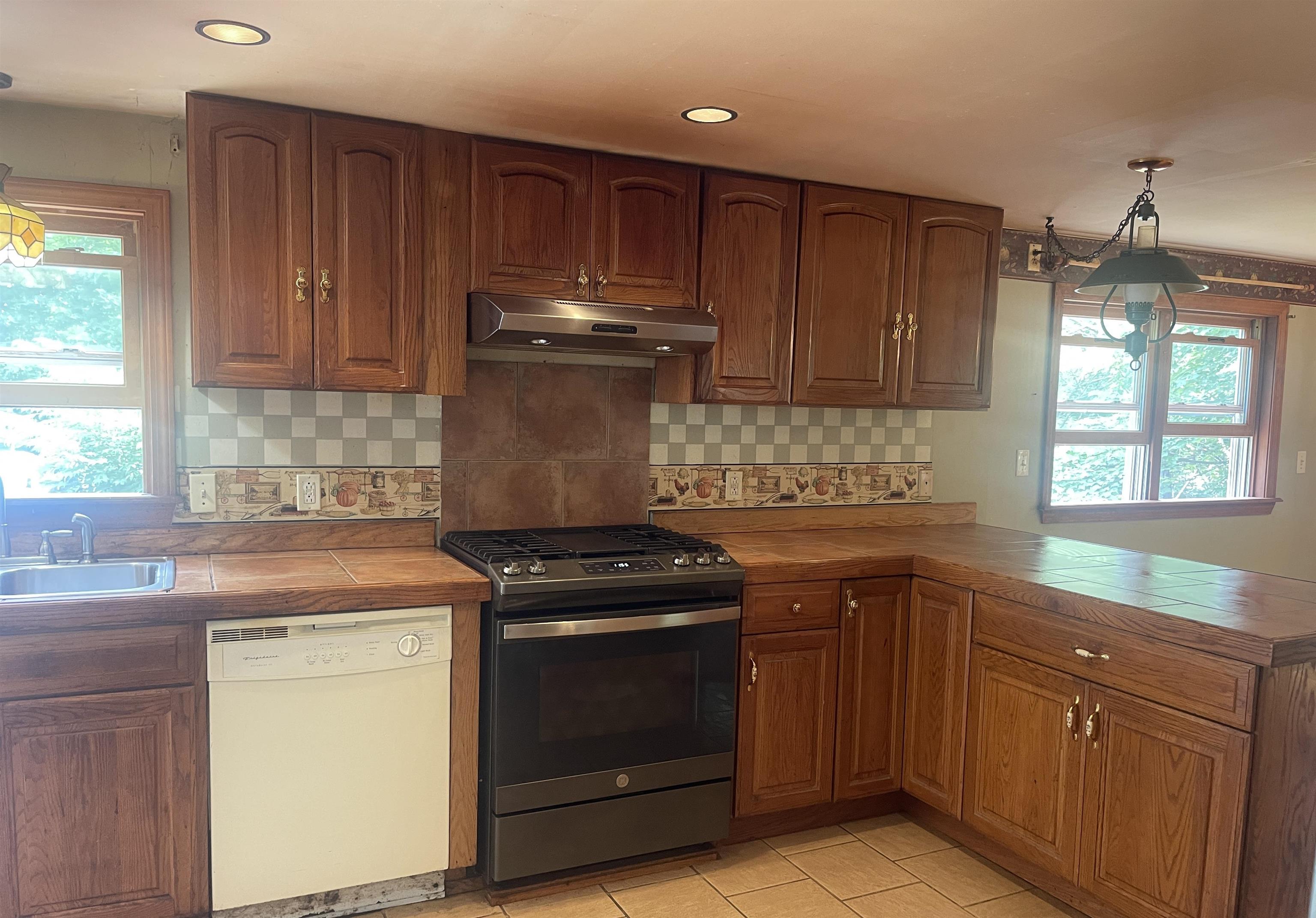 535 Acton Ridge Road Wakefield, NH 03830 - Photo 10 of 36