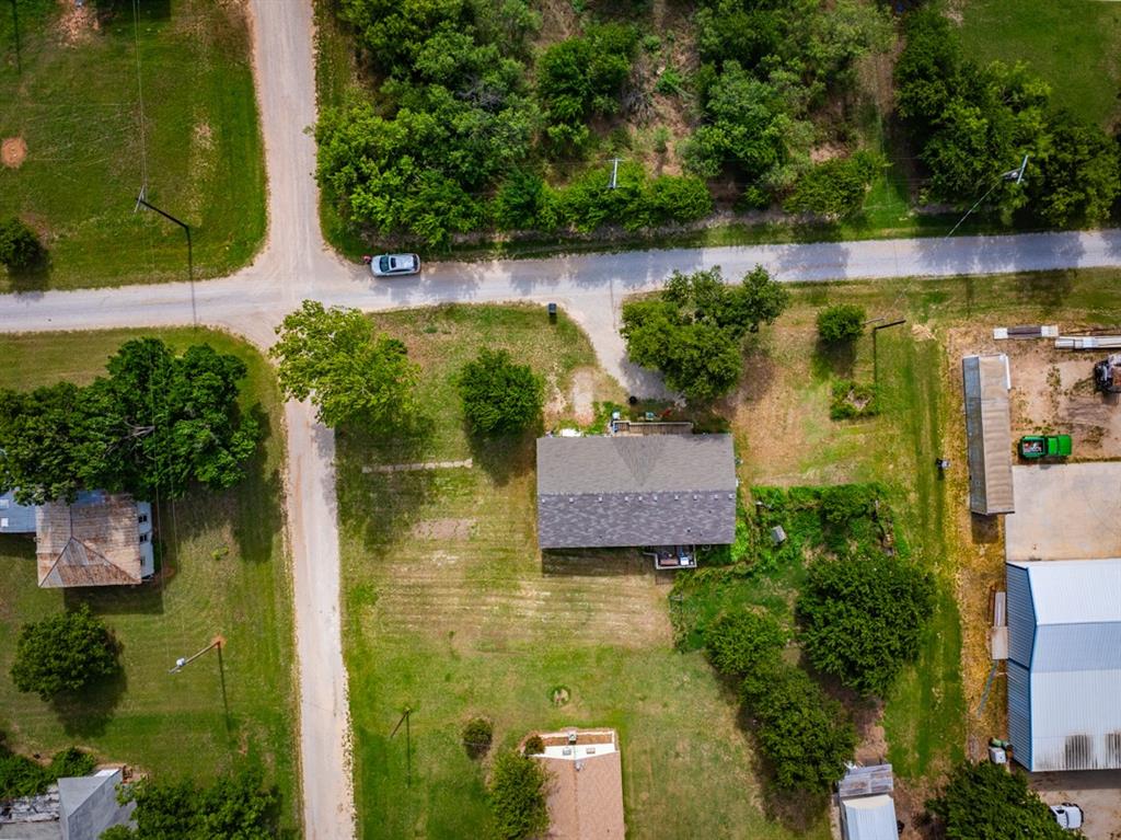 902 Commerce Street Newcastle, TX 76372 - Photo 5 of 21