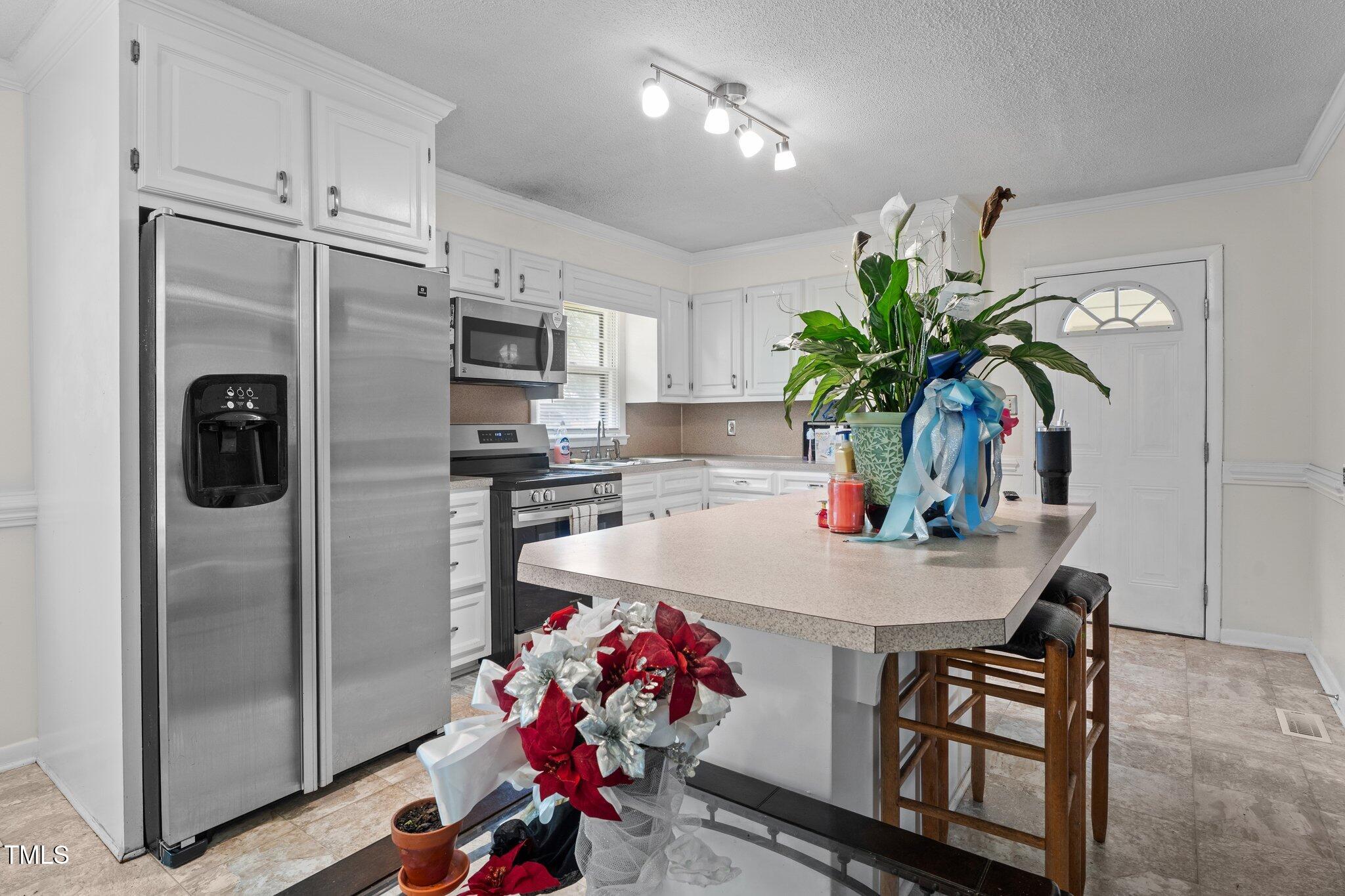 5110 White Oak Loop Wilson, NC 27893 - Photo 6 of 19 26-web-or-mls-DSC08616