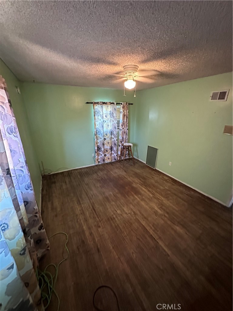 411 East Jackson Street Rialto, CA 92376 - Photo 10 of 16