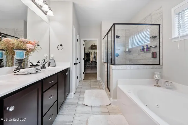 $360,000 | 566 Benton Drive, Nesbit, MS 38651