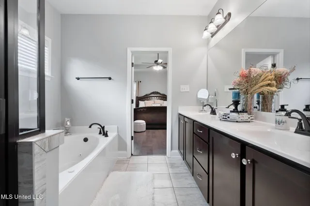 $360,000 | 566 Benton Drive, Nesbit, MS 38651