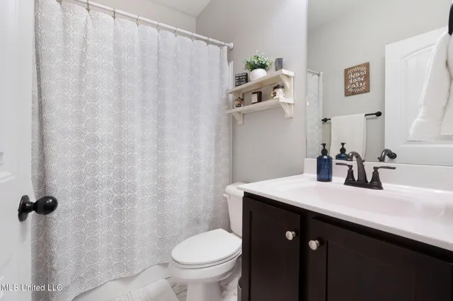 $360,000 | 566 Benton Drive, Nesbit, MS 38651