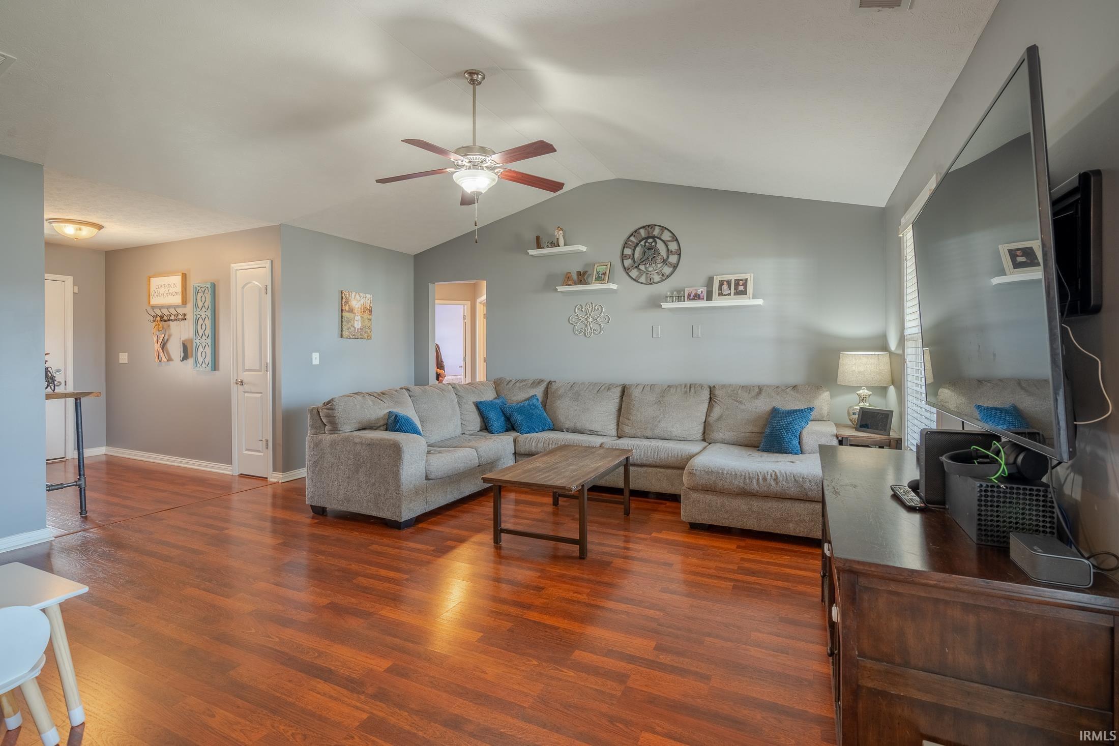 10314 Chatteris Road Evansville, IN 47725 - Photo 8 of 26