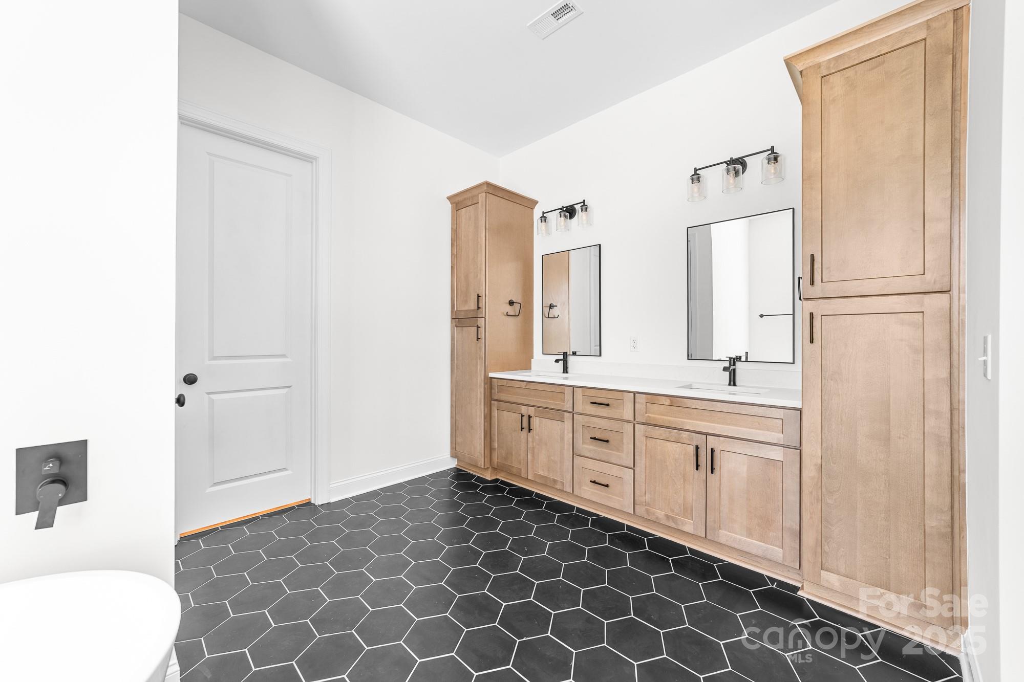 148 Sellers Road Kings Mountain, NC 28086 - Photo 19 of 37 Gallery Image 19