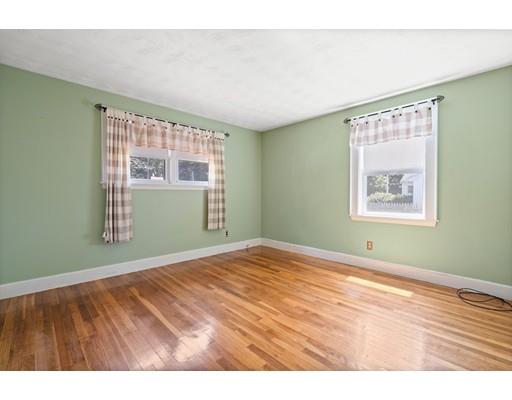 6 Buker Road Danvers, MA 01923 - Photo 7 of 26 Gallery Image 7