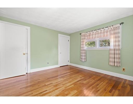 6 Buker Road Danvers, MA 01923 - Photo 8 of 26 Gallery Image 8