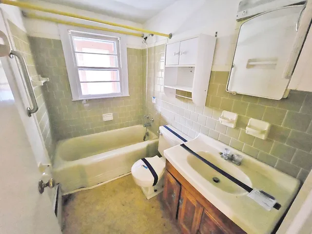 $369,900 | 190 Mile Hill Road, Boylston, MA 01505